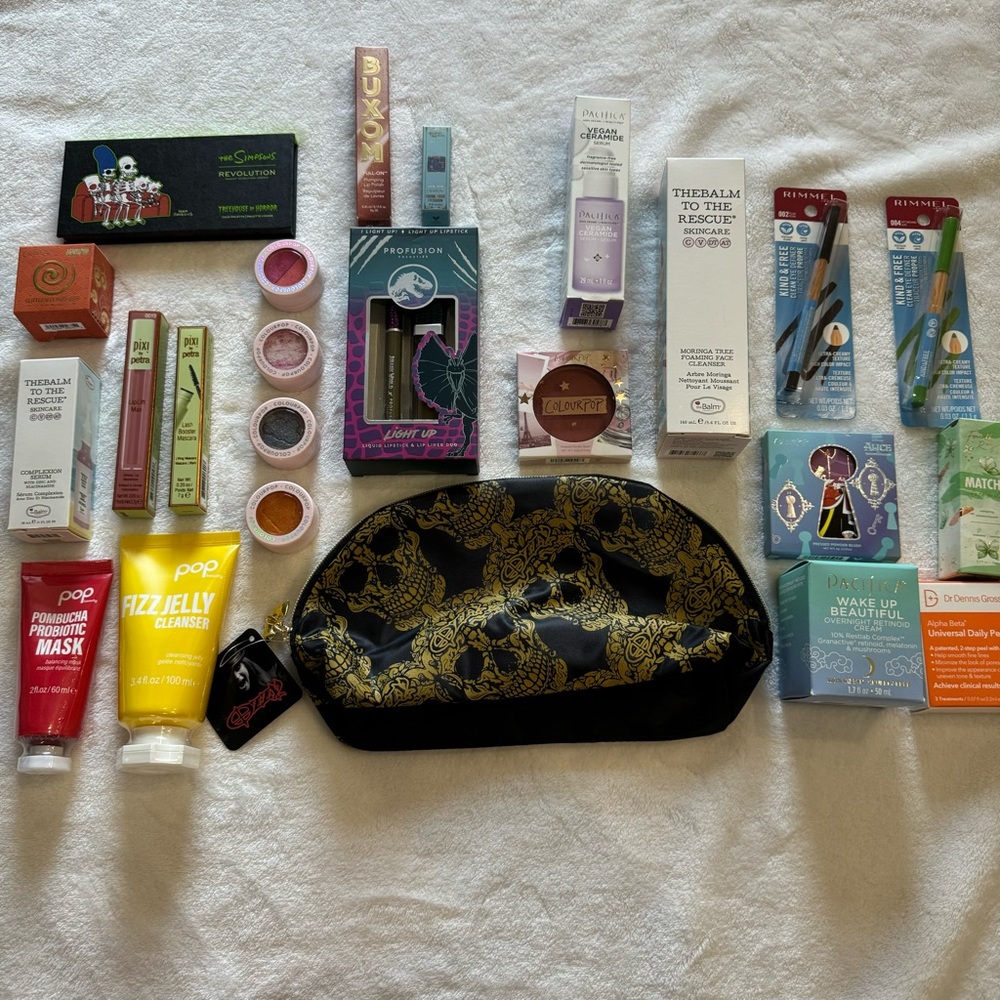 HUGE BEAUTY BUNDLE 3 💄 BRAND NEW MAKEUP & SKINCARE + MORE!